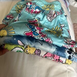 3 PJ pants size XS 🐻